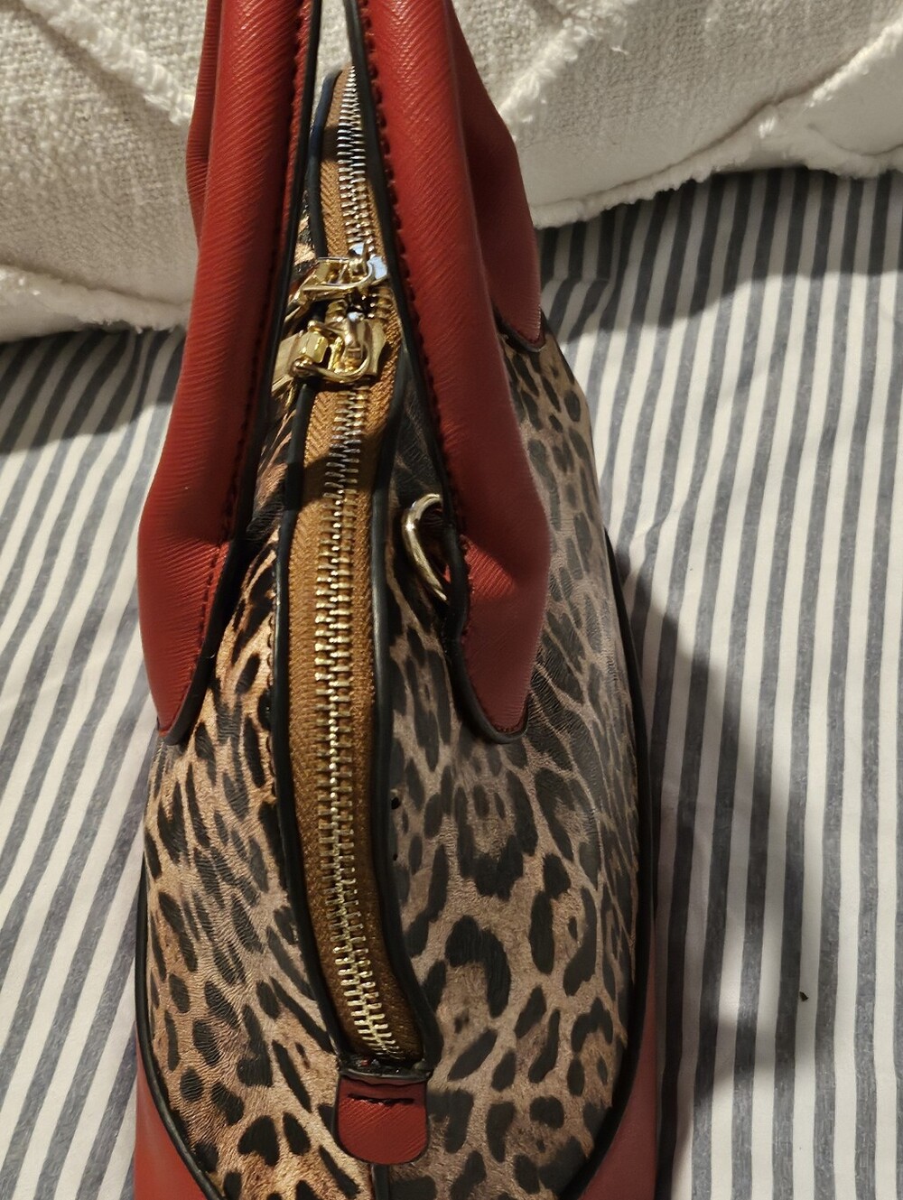 Leopard Print Satchel Handbag with Red Trim - Picture 6 of 8